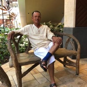 Meet your Posher, Esnardo